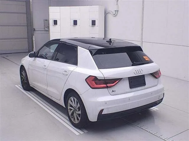Audi A1 2022 фото 2
