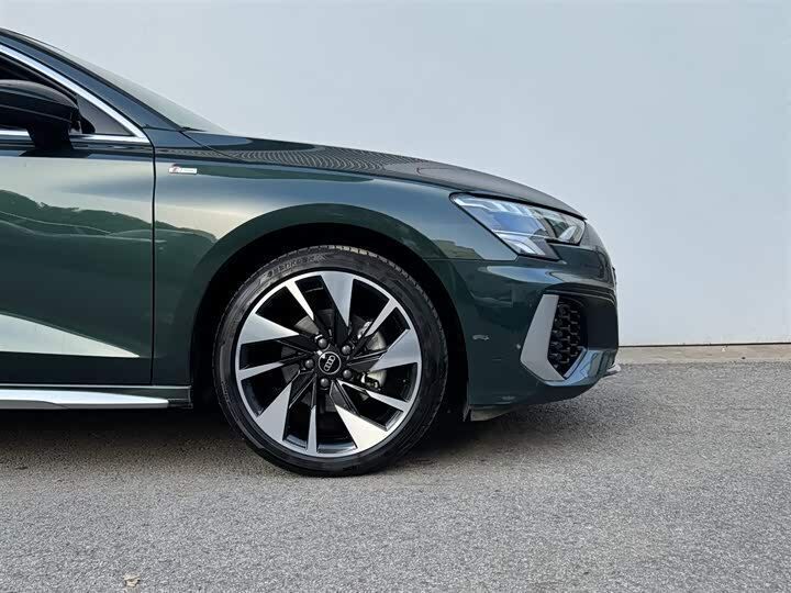 Audi Audi A3 35 TFSI Fashion Sporty Model 2024 фото 4