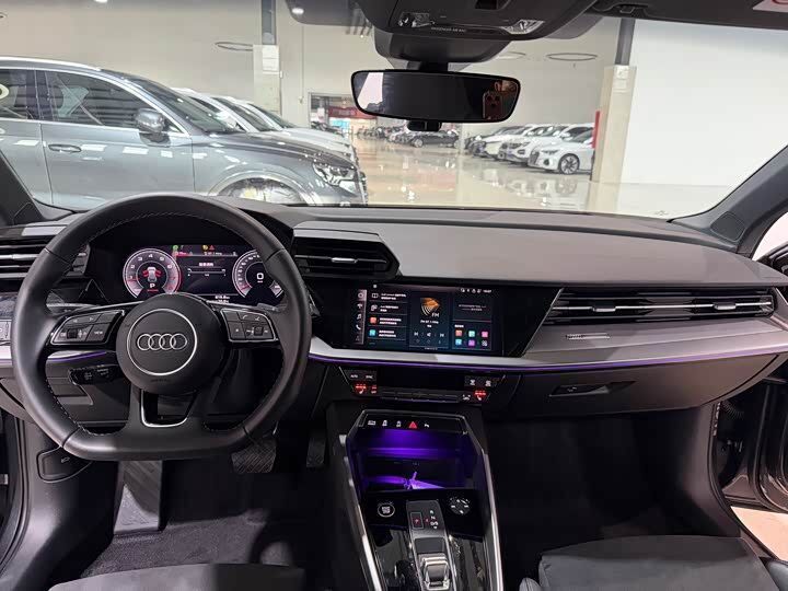 Audi A3 Sportback Luxury Sport 2023 фото 6