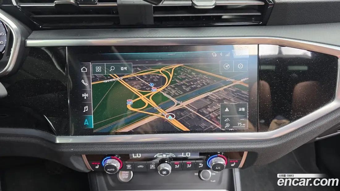 Audi Q3 2020 фото 14