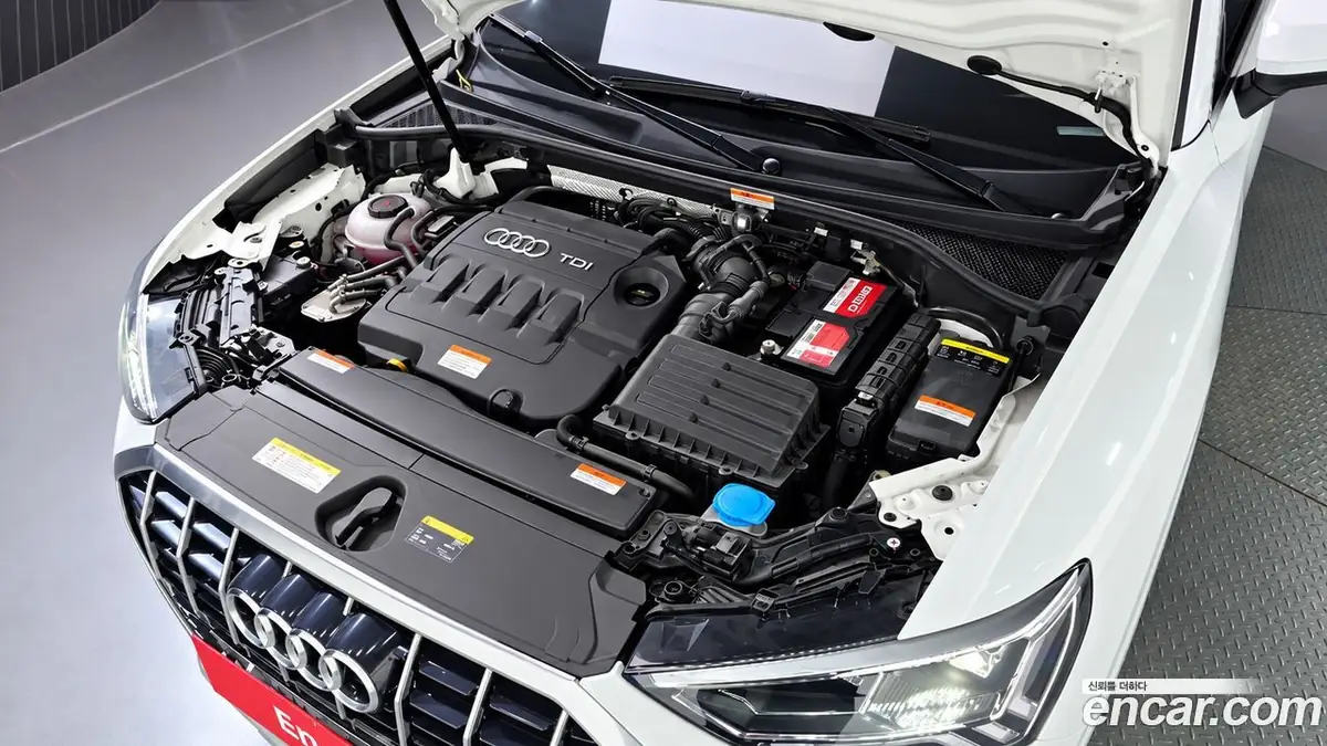 Audi Q3 2020 фото 6