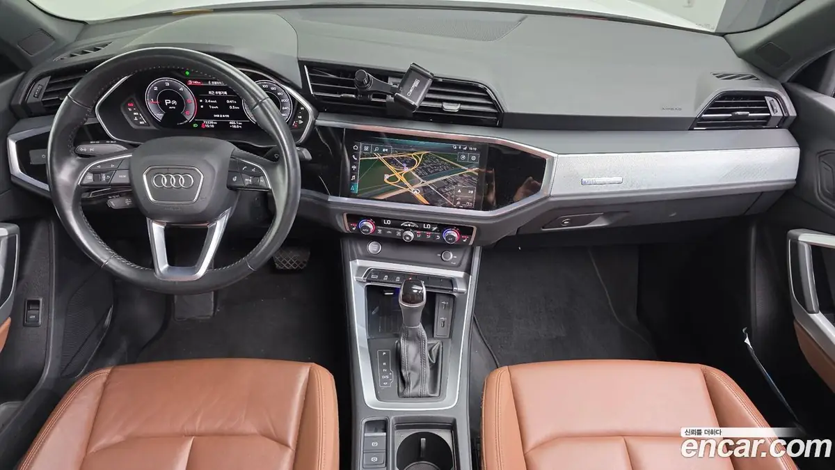 Audi Q3 2020 фото 7