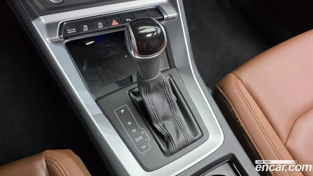 Audi Q3 2020 фото 9