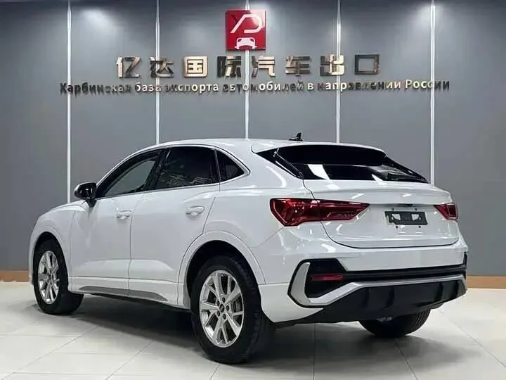 Audi Q3 35 tfsi progressive 2022 фото 4