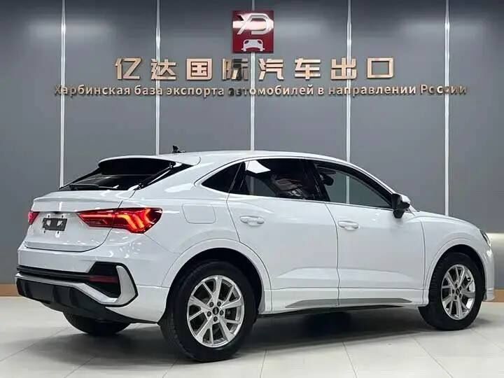 Audi Q3 35 tfsi progressive 2022 фото 5