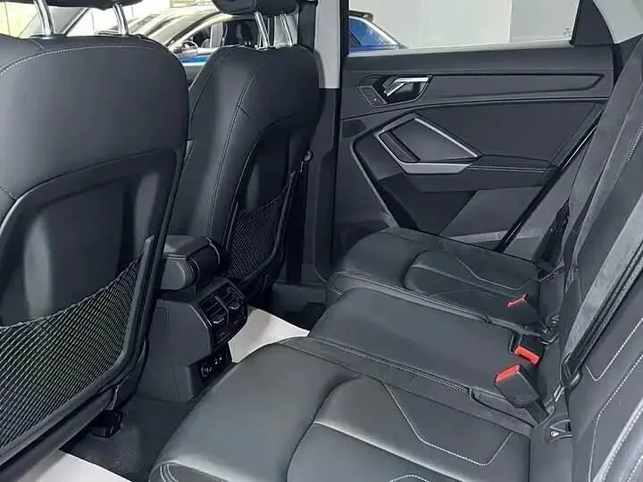 Audi Q3 35 tfsi progressive 2022 фото 6