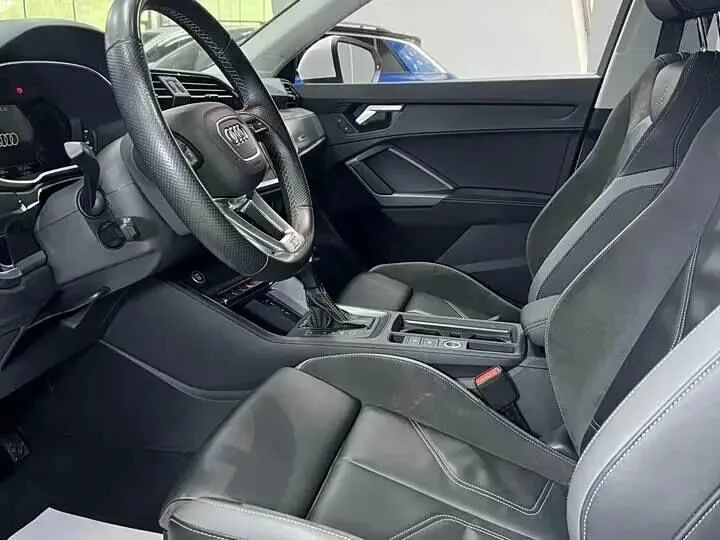 Audi Q3 35 tfsi progressive 2022 фото 7