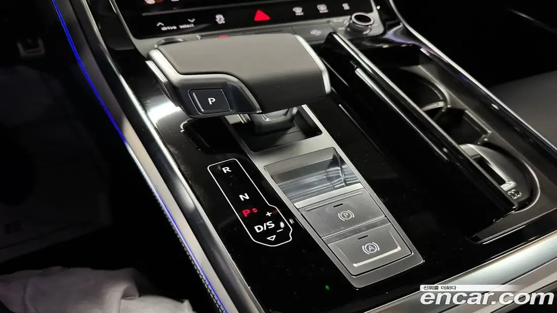 Audi Q8 2026 фото 10