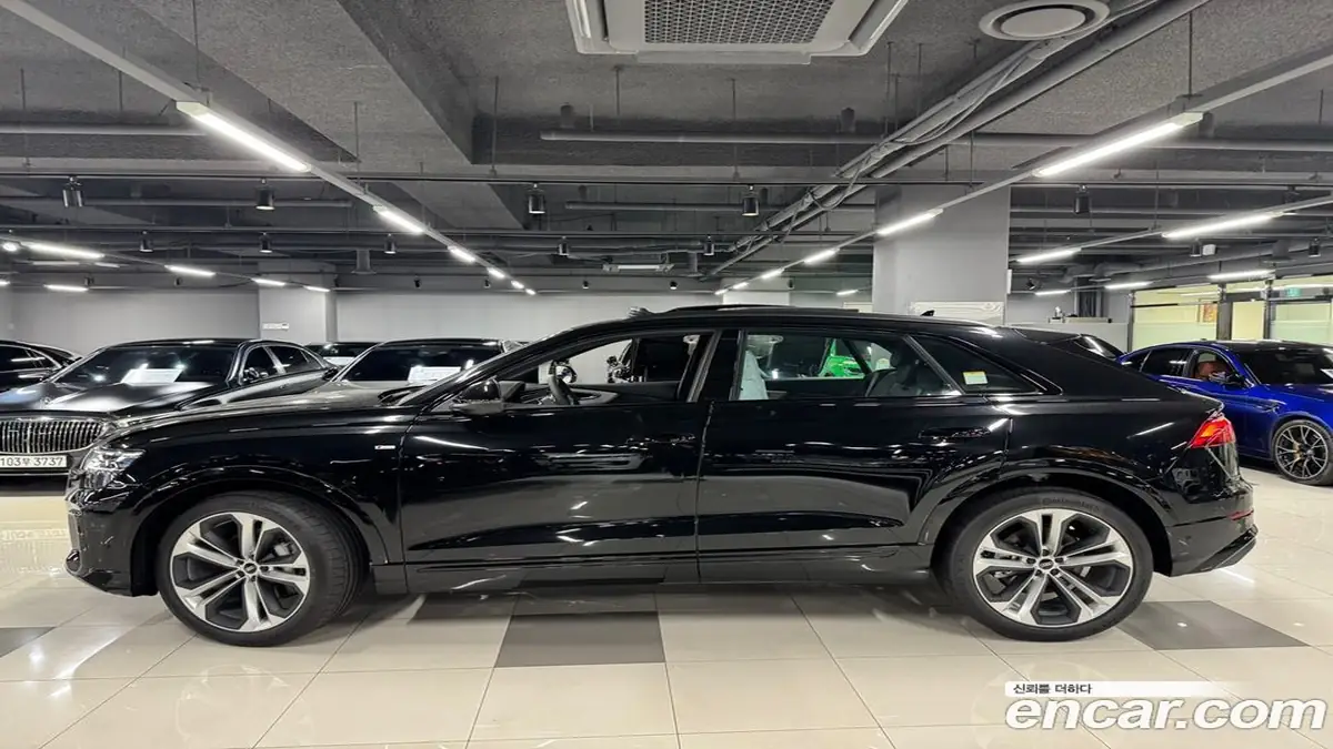 Audi Q8 2026 фото 2