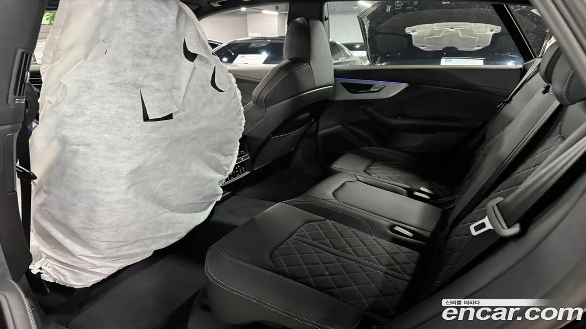 Audi Q8 2026 фото 6