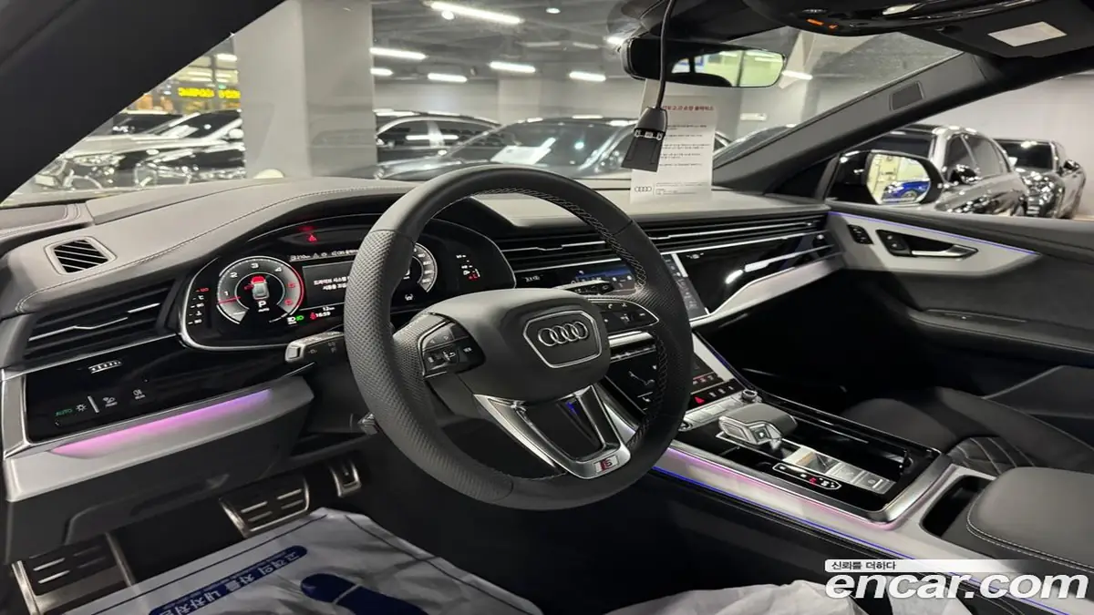 Audi Q8 2026 фото 7