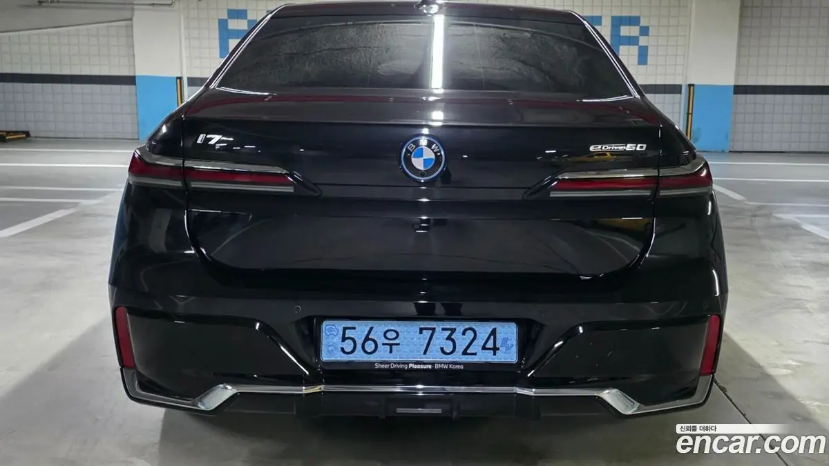 BMW i7 2026 фото 4