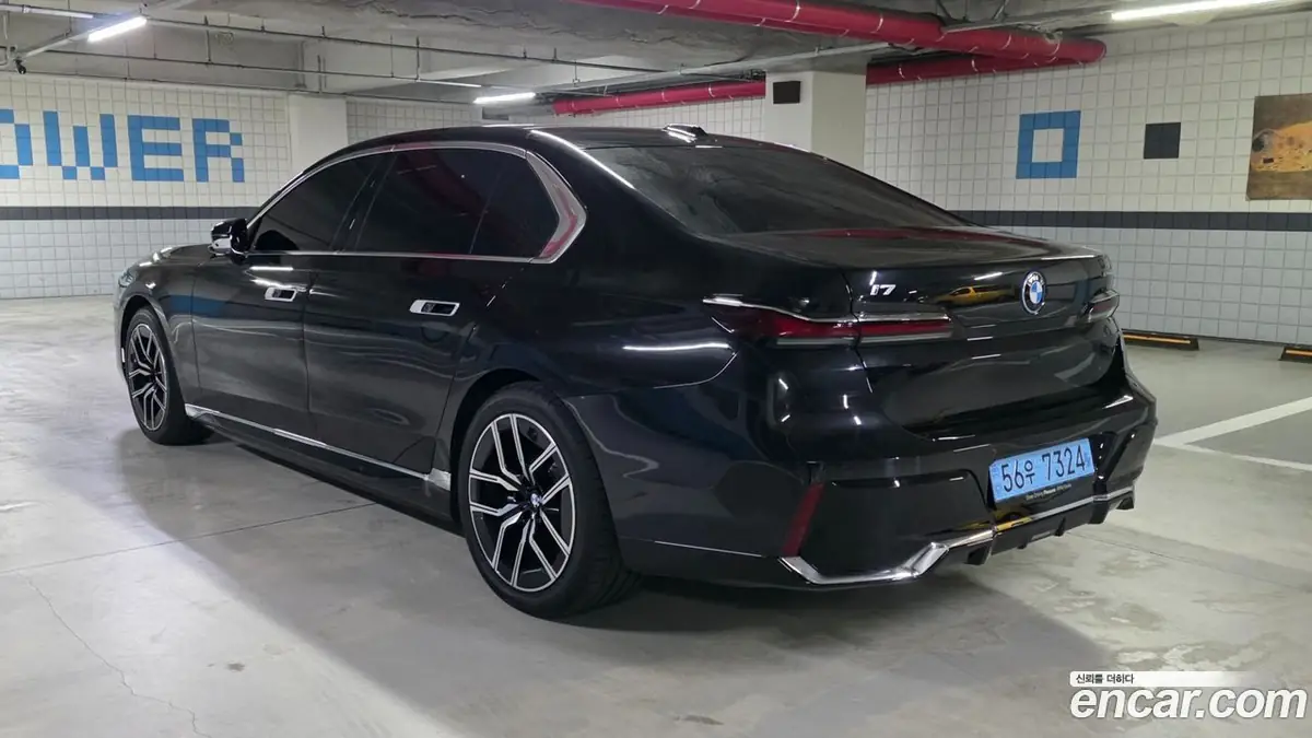 BMW i7 2026 фото 6