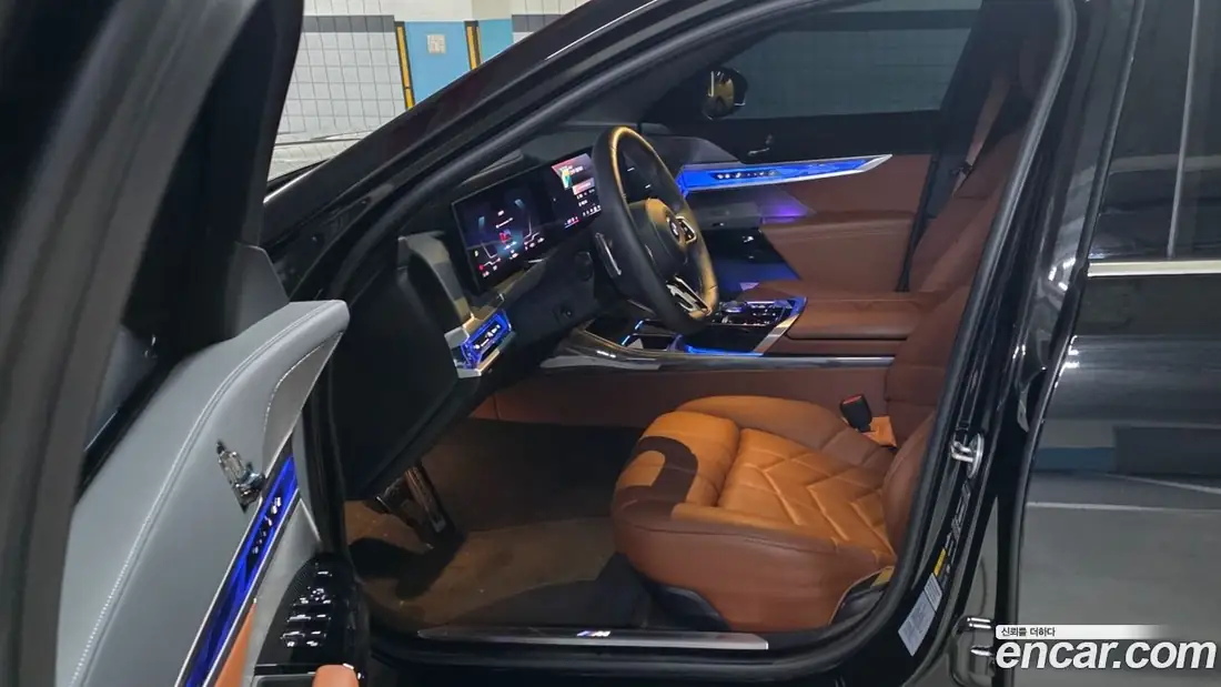 BMW i7 2026 фото 8