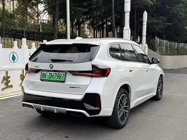 BMW iX1 eDrive25L M Sport 2025 фото 2