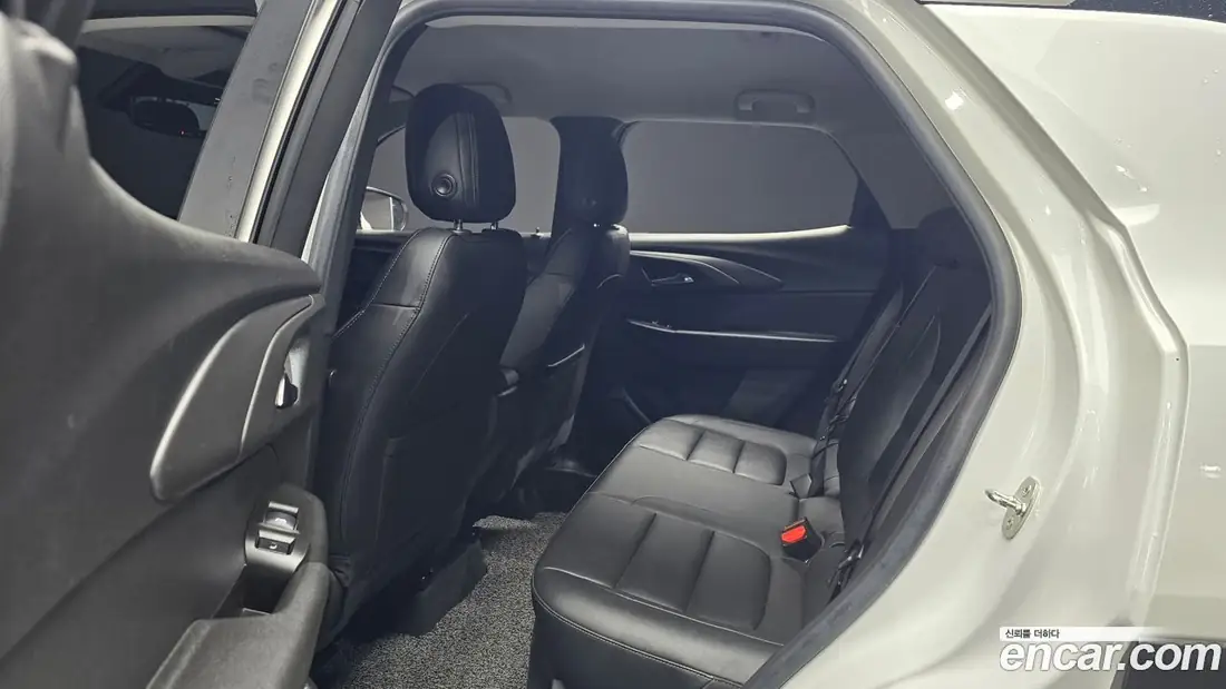 Chevrolet Trailblazer Premier 2022 фото 12