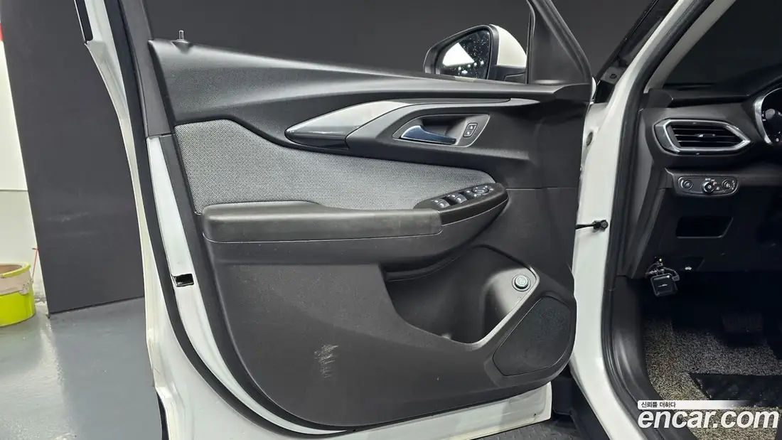 Chevrolet Trailblazer Premier 2022 фото 24