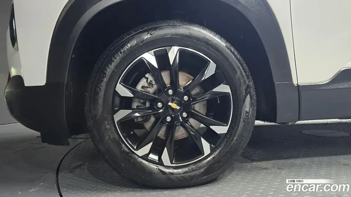 Chevrolet Trailblazer Premier 2022 фото 5
