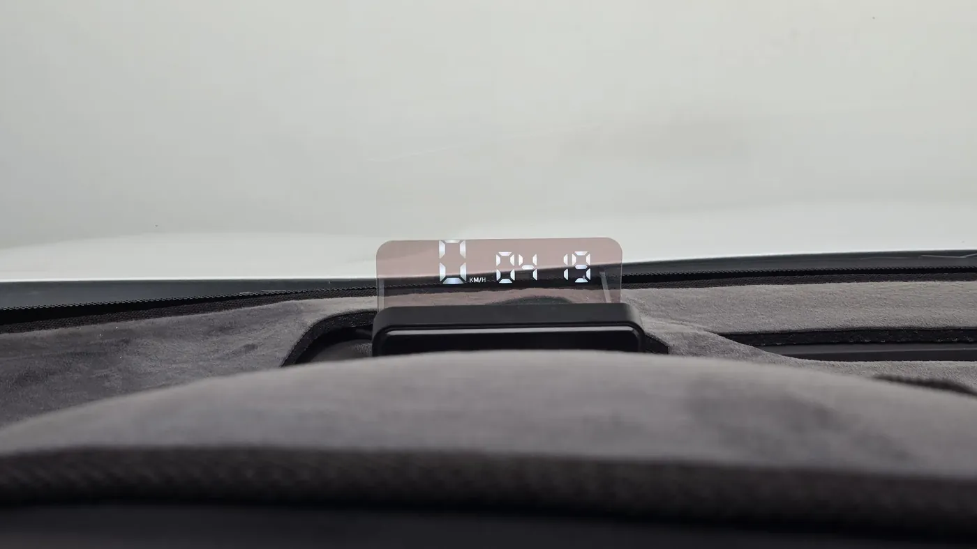 Chevrolet Trax 2023 фото 8