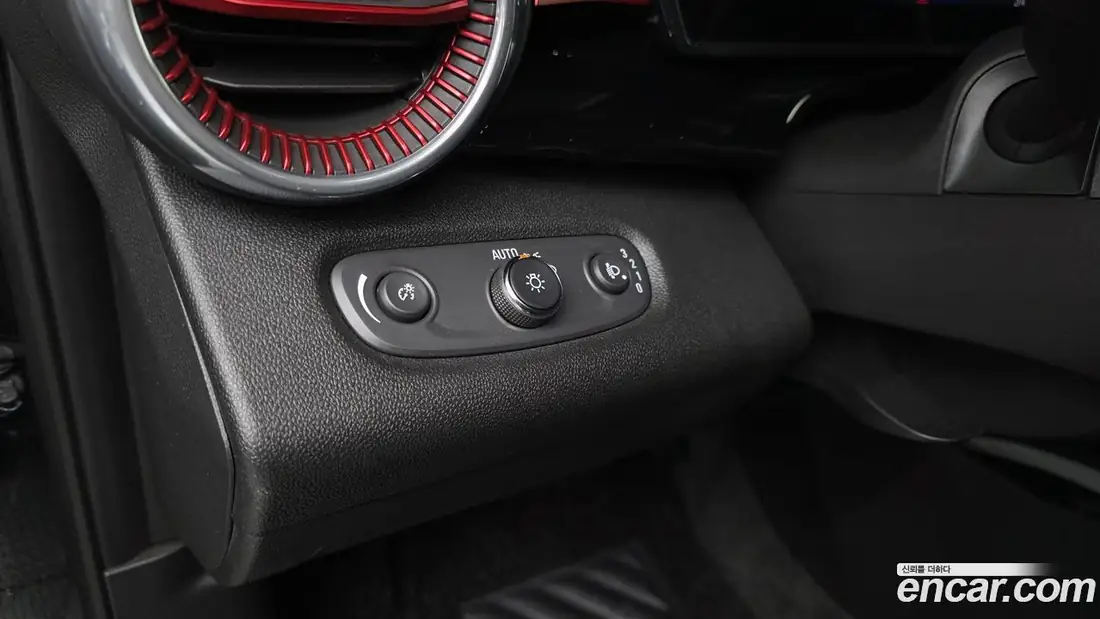 Chevrolet Trax Crossover 2023 фото 12