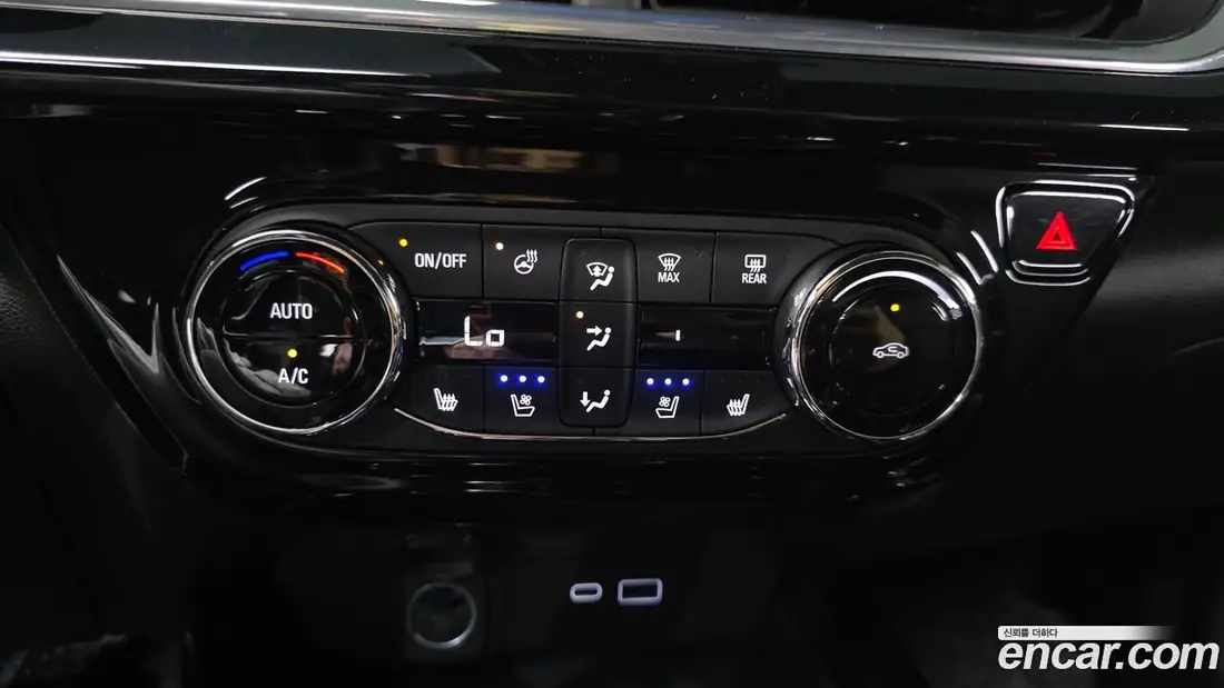 Chevrolet Trax Crossover 2023 фото 16