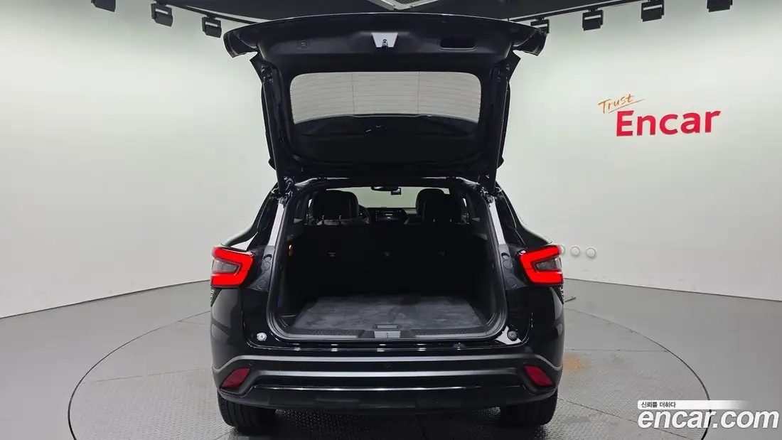 Chevrolet Trax Crossover 2023 фото 20