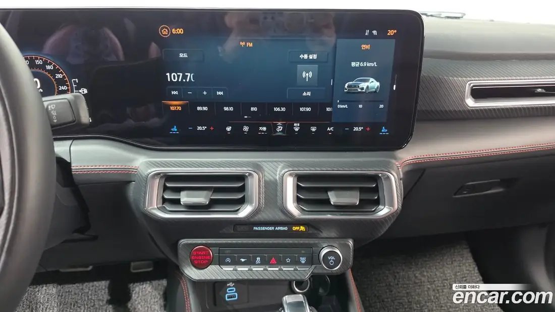 Ford Mustang 2025 фото 13
