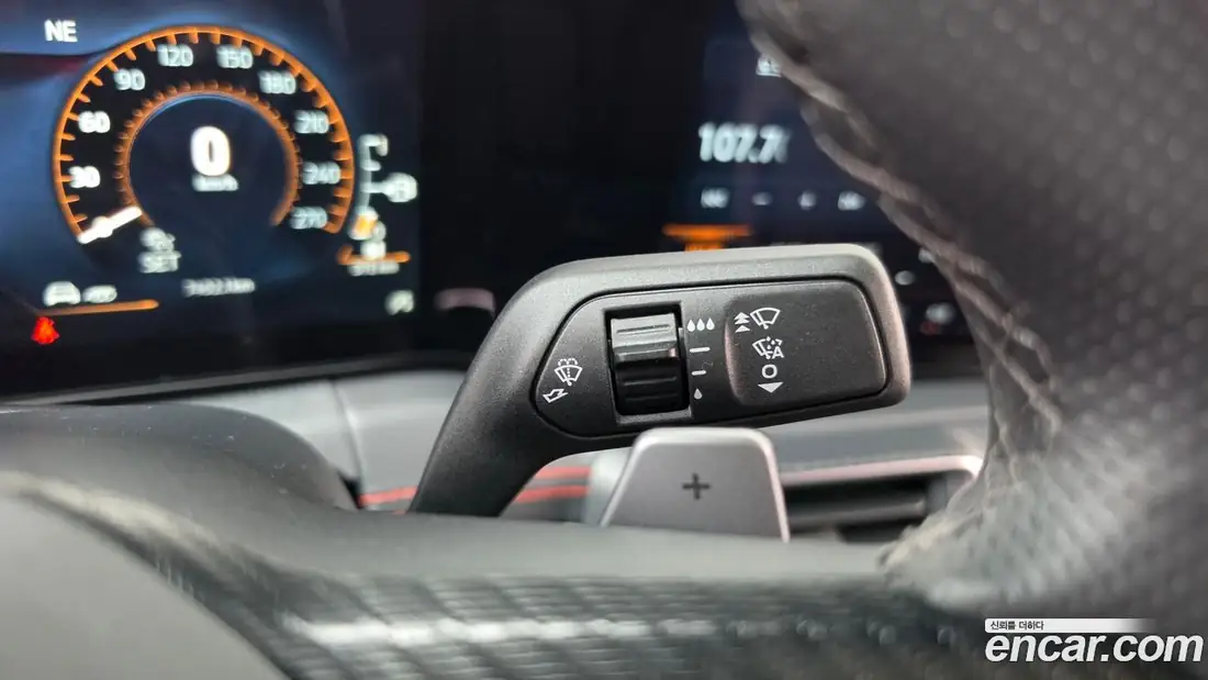 Ford Mustang 2025 фото 20