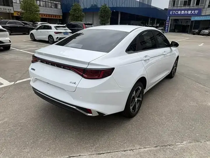 Geely Emgrand L Premium Edition 2022 фото 6