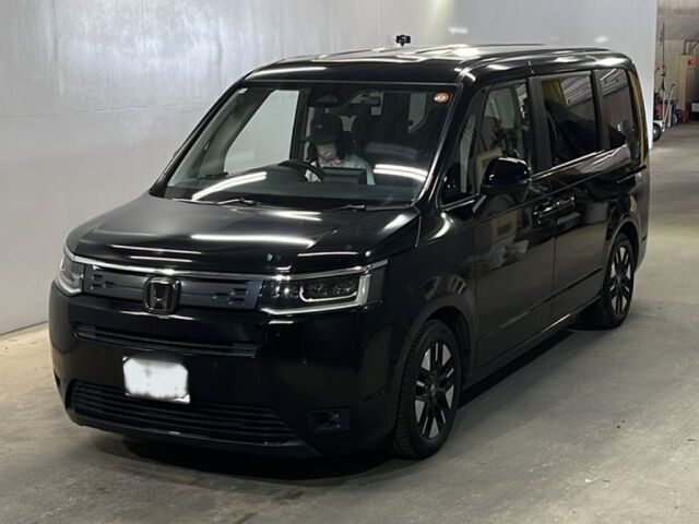 HONDA STEP WAGON 2023 — импорт из Японии под ключ