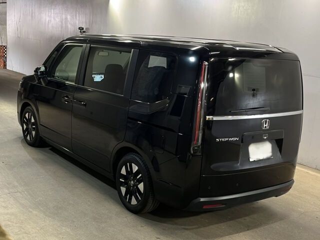 HONDA STEP WAGON 2023 фото 2