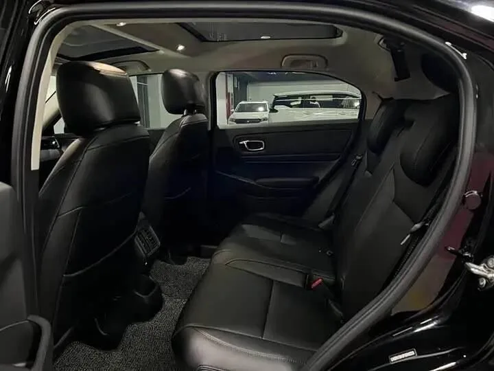 Honda Vezel 2023 фото 8