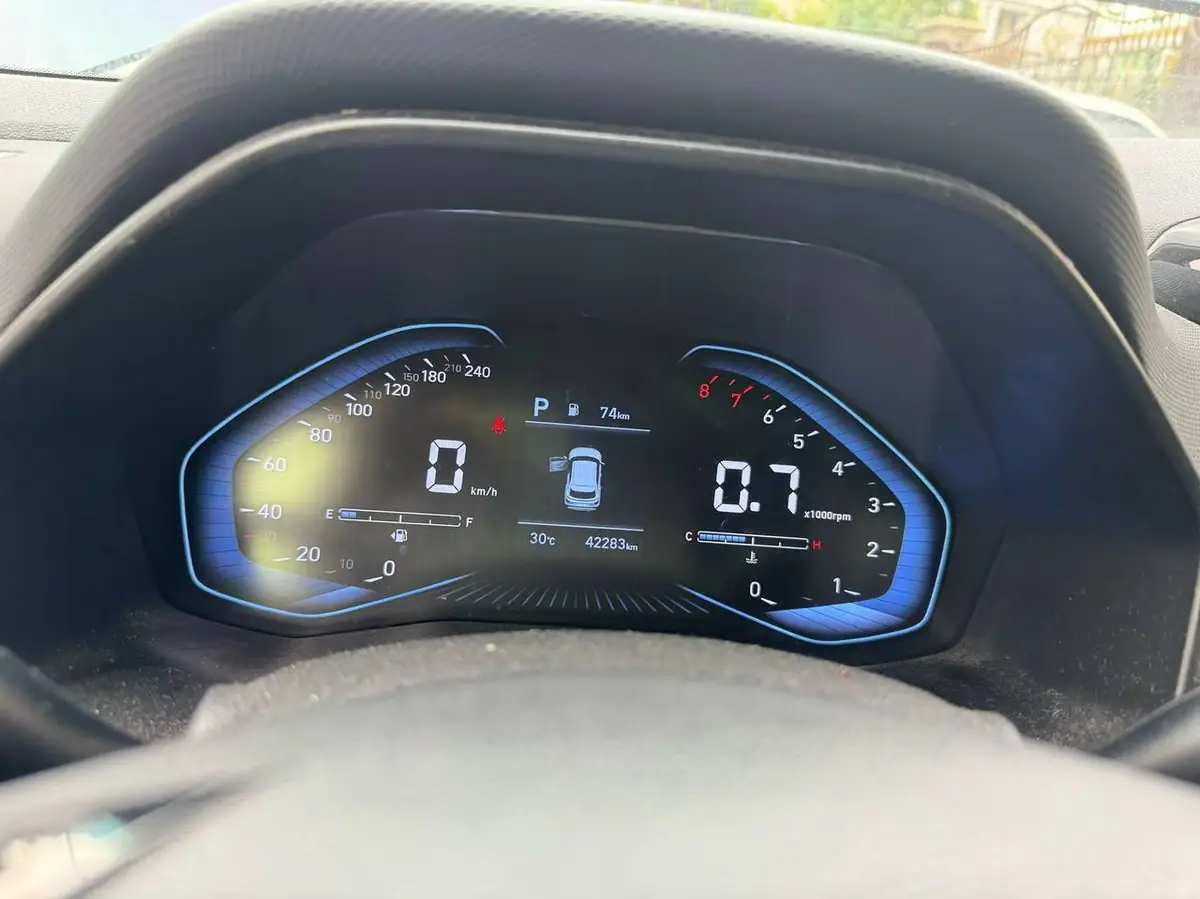 Hyundai ix25 DLX Precious 2020 фото 10