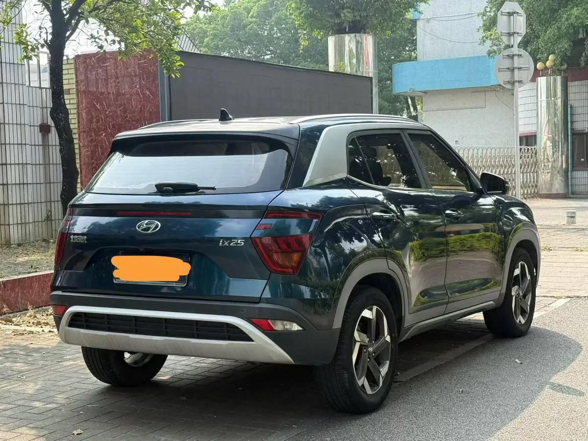 Hyundai ix25 DLX Precious 2020 фото 4