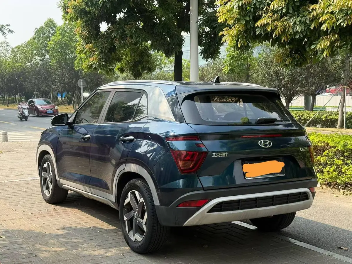 Hyundai ix25 DLX Precious 2020 фото 6
