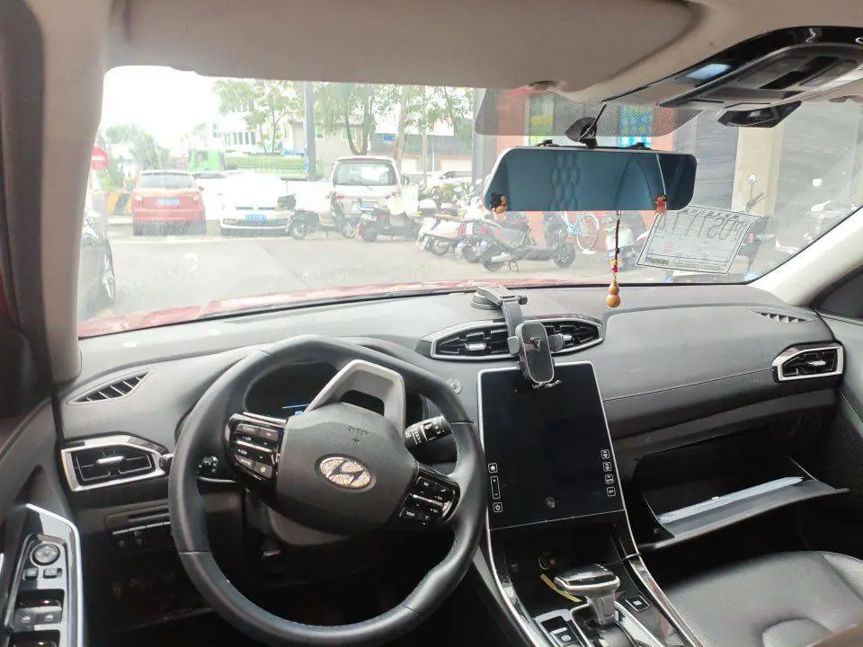Hyundai ix25 DLX Precious 2020 фото 7