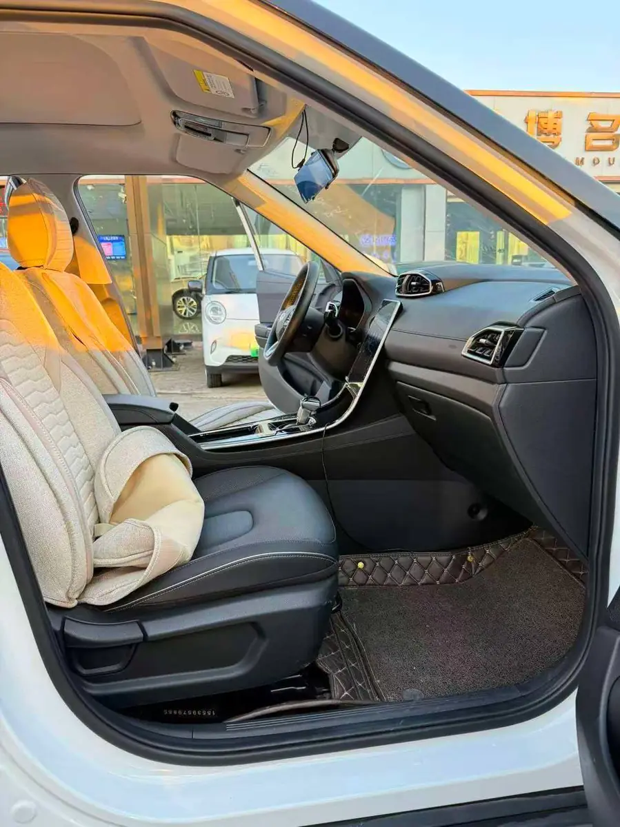Hyundai ix25 DLX Precious 2020 фото 10