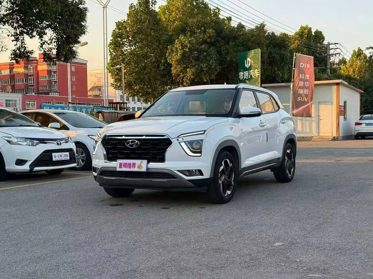 Hyundai ix25 DLX Precious 2020 фото 2