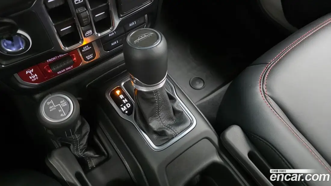 Jeep Gladiator 2025 фото 9