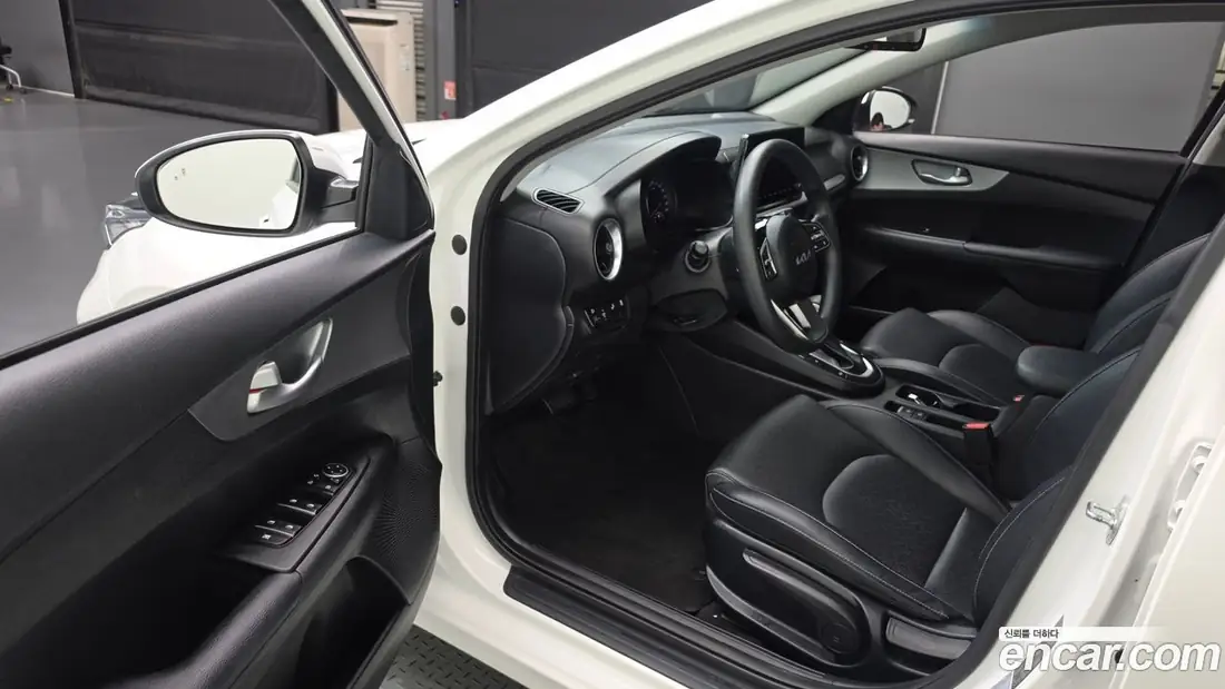 Kia K3 2023 фото 10