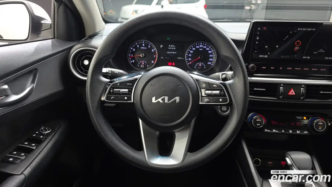 Kia K3 2023 фото 13
