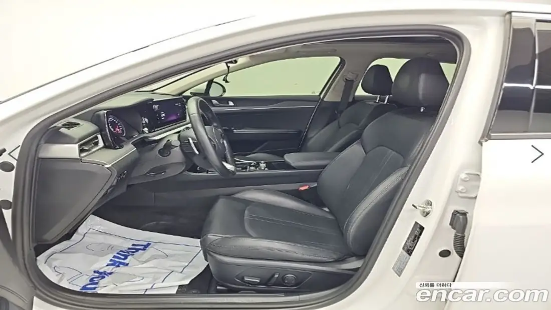 Kia K5 2022 фото 11