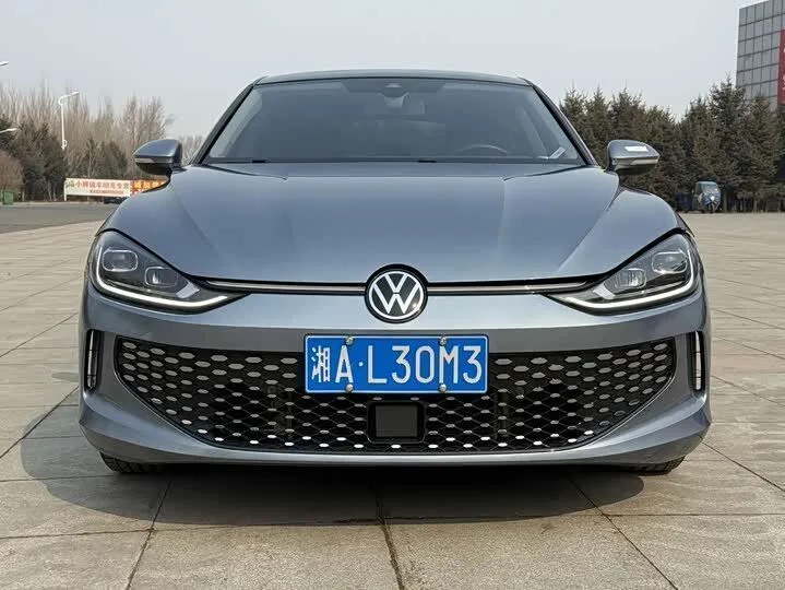Volkswagen Lamando L 280TSI DSG Hot Ed 2023 фото 2