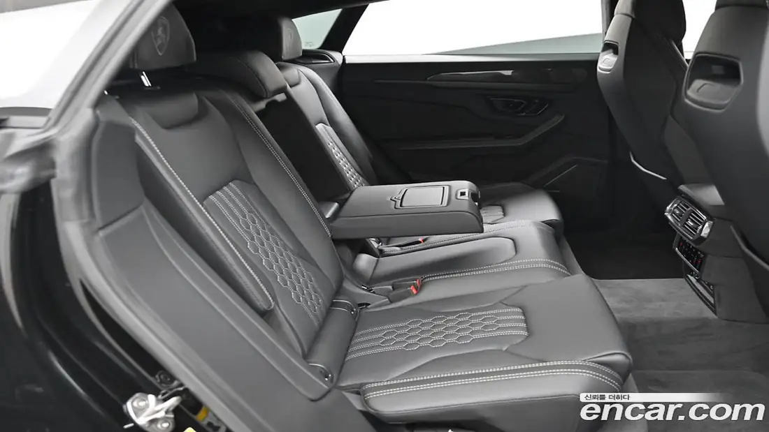 Lamborghini Urus SE 2025 фото 12