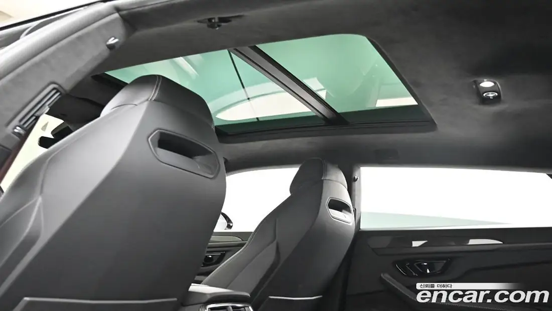 Lamborghini Urus SE 2025 фото 19