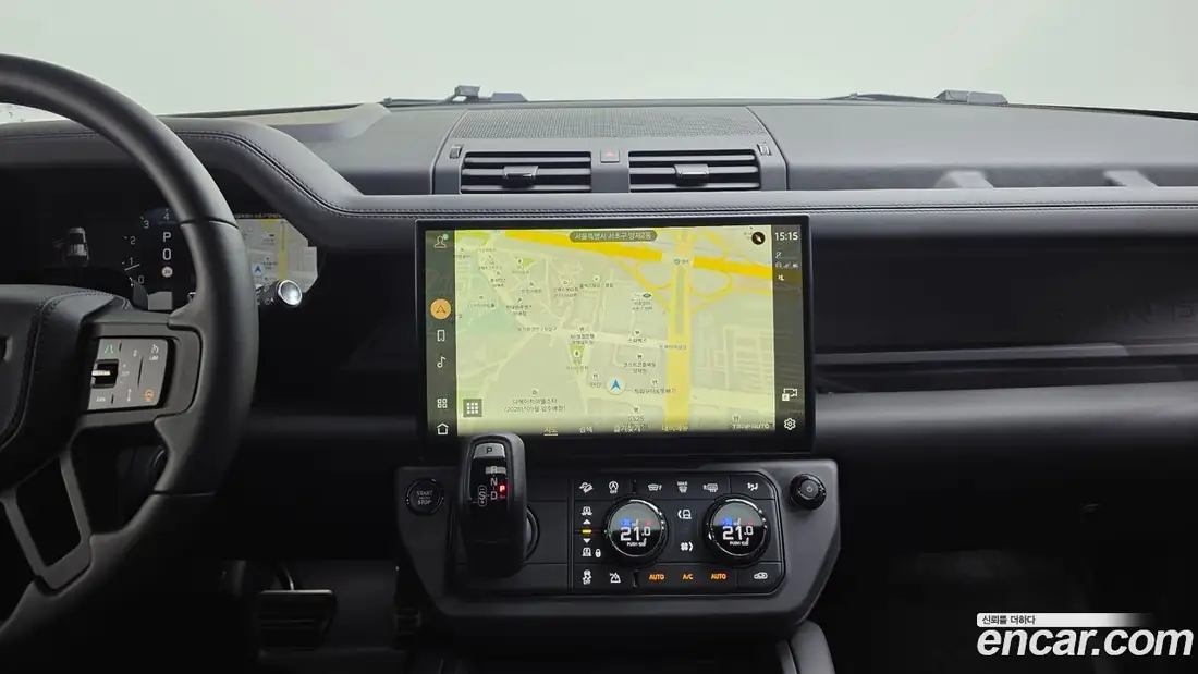 Land Rover Defender 110 Octa 2026 фото 14