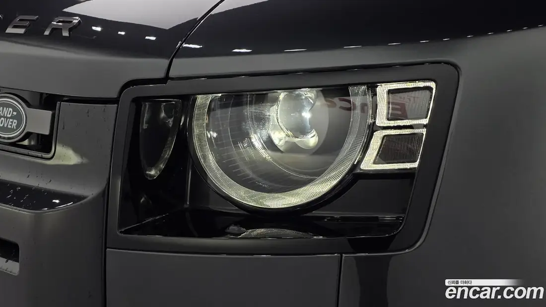 Land Rover Defender 130 2025 фото 17