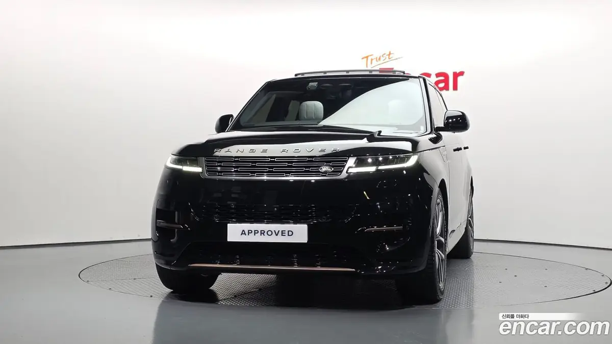 Land Rover Range Rover Sport 2026 фото 3