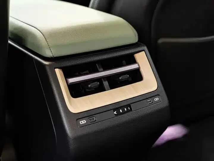 Lexus 2026 300h 2026 фото 11
