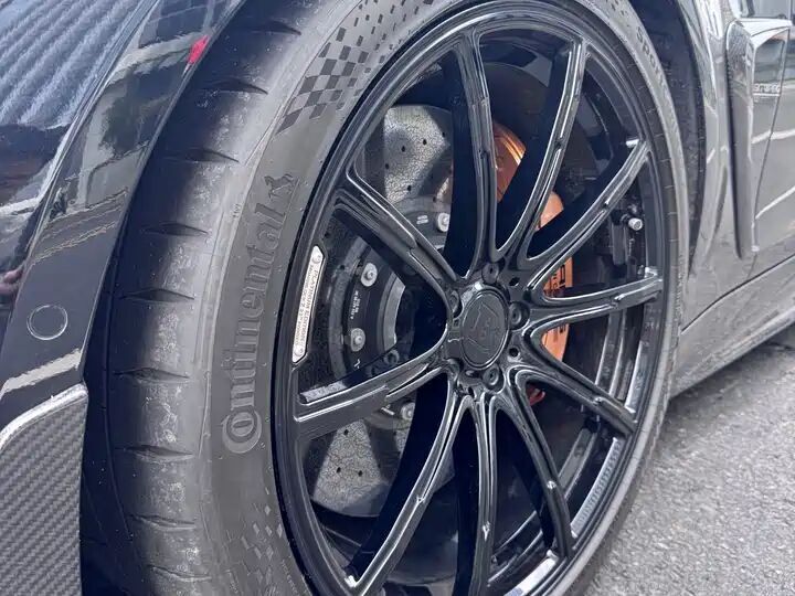 Mercedes-AMG GT 63 S E Performance 2025 фото 2